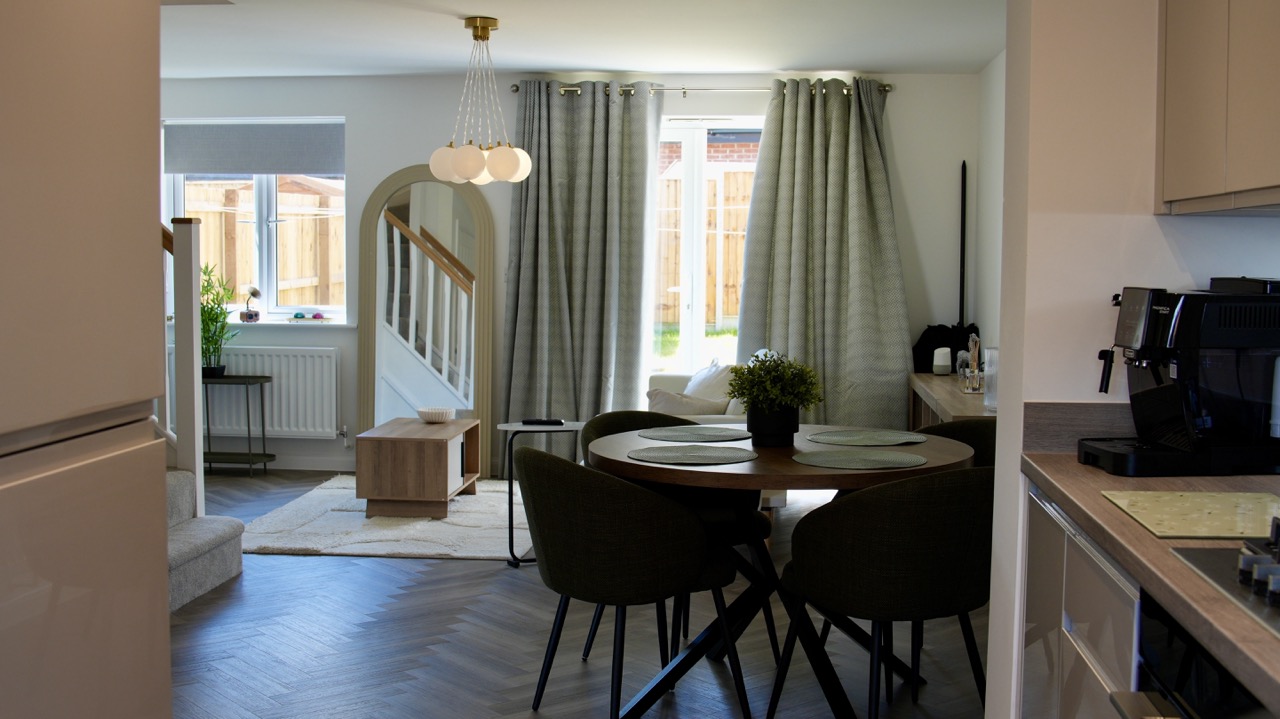 Property services - freelance property portfolio by Daniel Wright Media UK